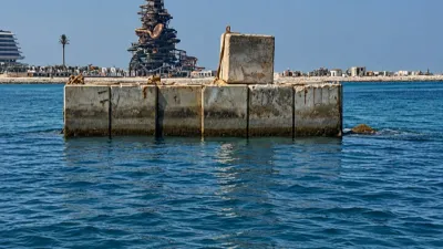 Removal of Existing Quay Wall Blocks, Lusail